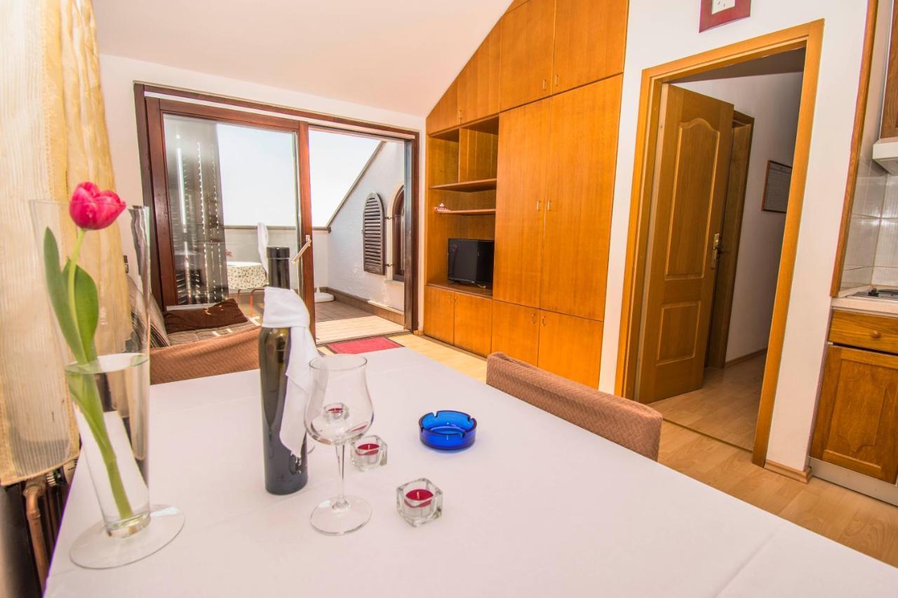 Apartments Punta & Vista In Krk Krk Town Dış mekan fotoğraf