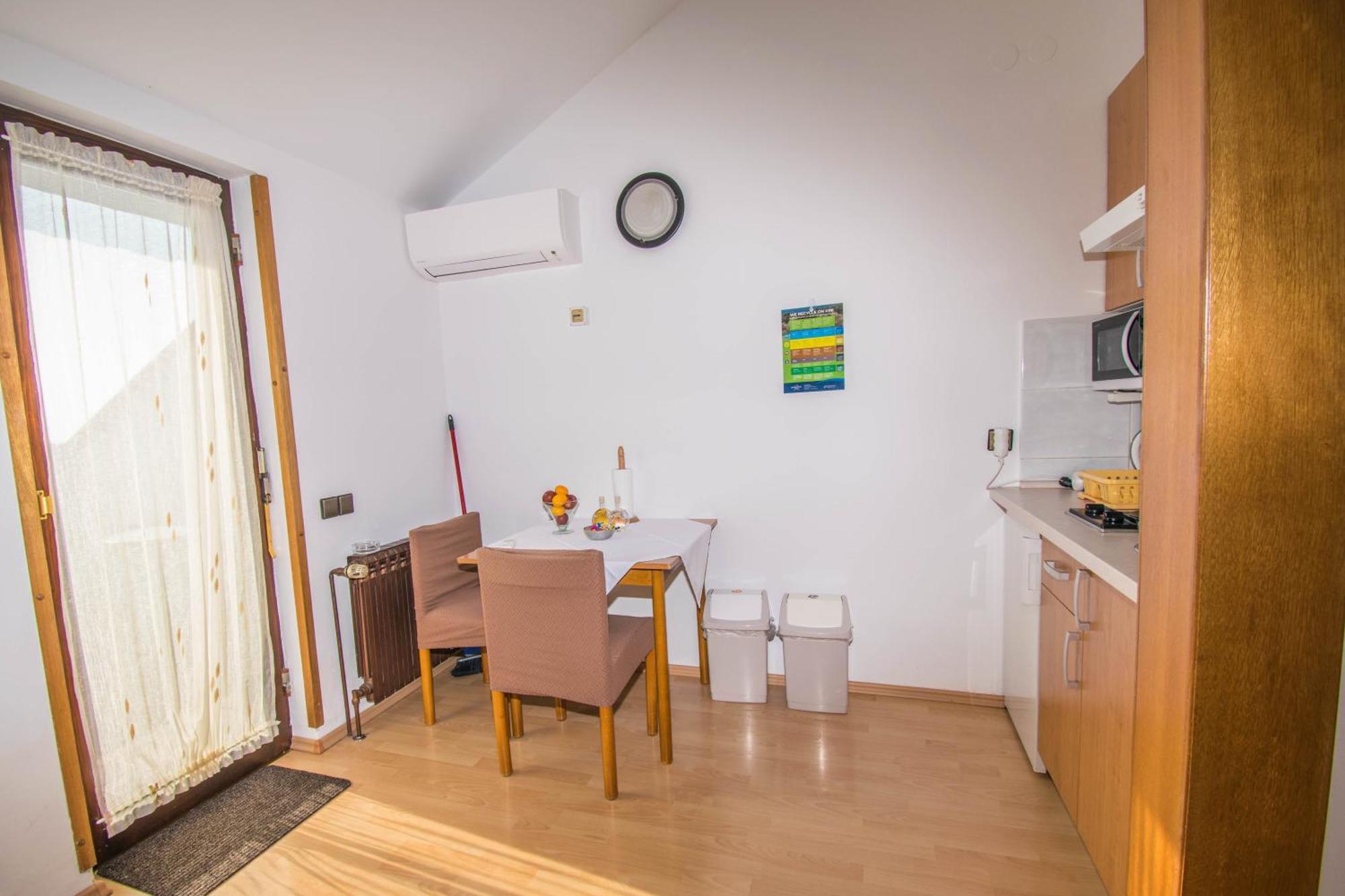 Apartments Punta & Vista In Krk Krk Town Dış mekan fotoğraf