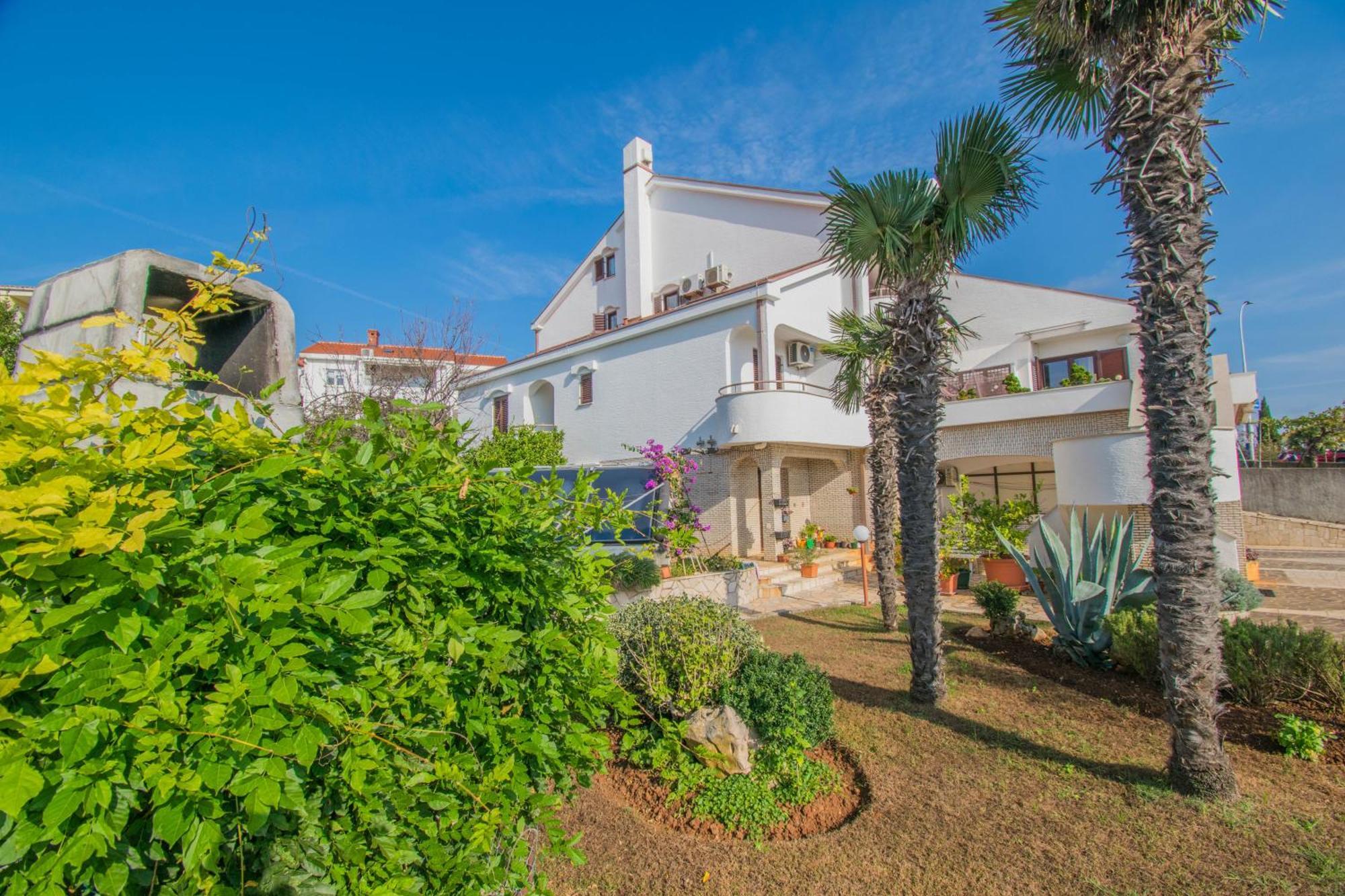 Apartments Punta & Vista In Krk Krk Town Dış mekan fotoğraf
