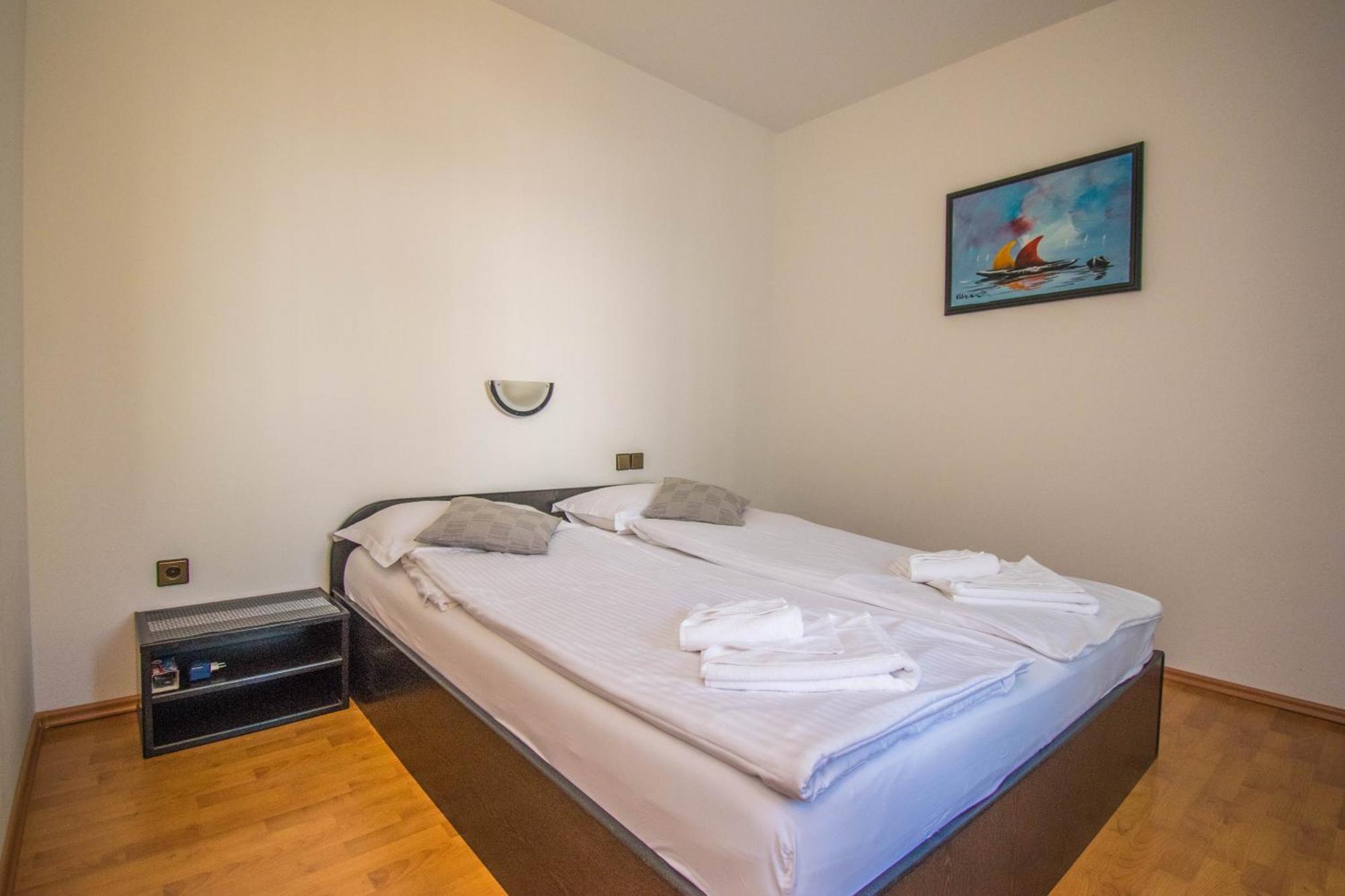 Apartments Punta & Vista In Krk Krk Town Dış mekan fotoğraf