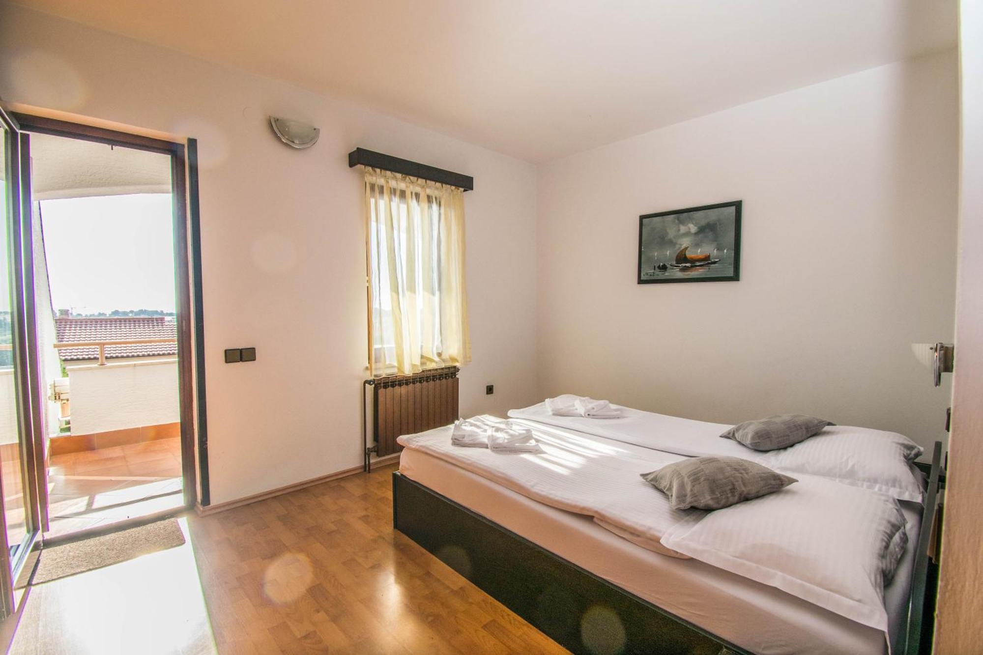 Apartments Punta & Vista In Krk Krk Town Dış mekan fotoğraf